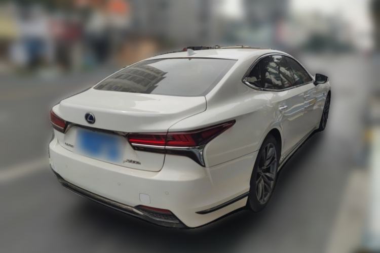 Used Lexus LS 2018 500h F SPORT China VI