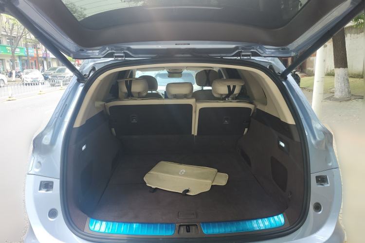 Used Hima AITO M7 2024 1.5T Rear-Drive Plus Version 5 Seats Trunk