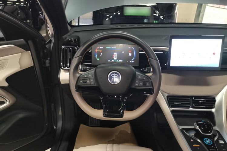 Used BYD Song Pro New Energy 2024 HONOR Edition DM-i 71KM Navigation Model Steering Wheel