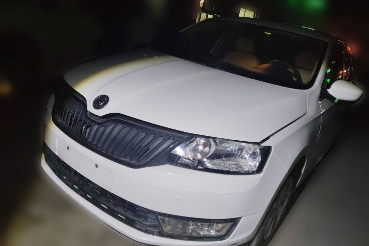 Used Skoda Rapid 2013 1.6L Automatic Smart Selection Model