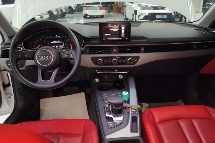 Used Audi A4L 2019 40 TFSI Ambition Version China V Center Console