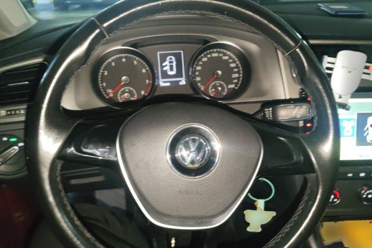 Used Volkswagen Golf 2015 1.4TSI Automatic Comfort Model
