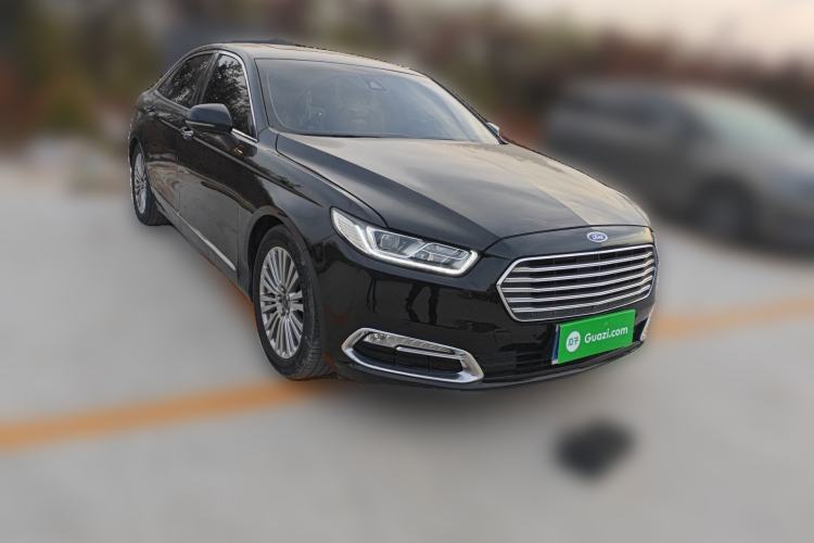 Used Ford Taurus 2015 EcoBoost 245 Luxury Model Front Right 45 Deg