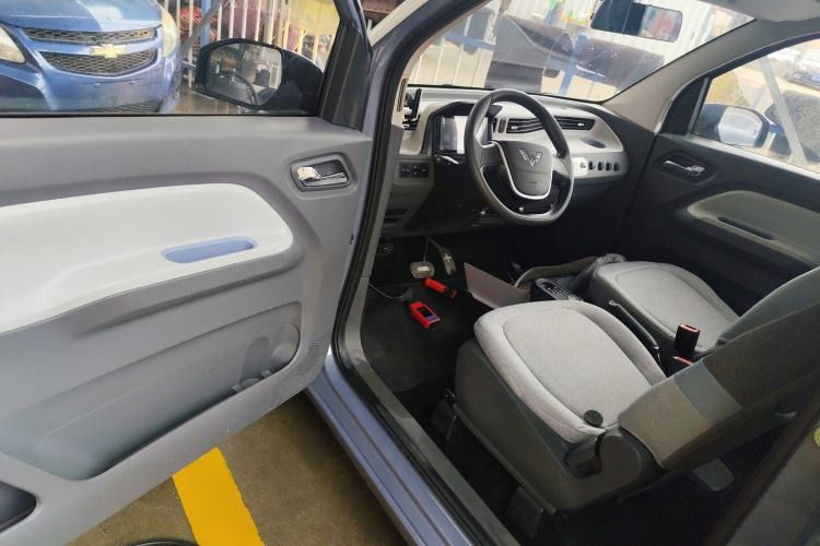 Used Wuling Hongguang MINIEV 2022 Macaron Premium Model – Lithium Iron Phosphate
