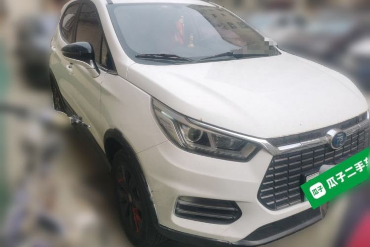 Used BYD Yuan New Energy 2018 EV360 Smart Connect Cool Edition Front Right 45 Deg