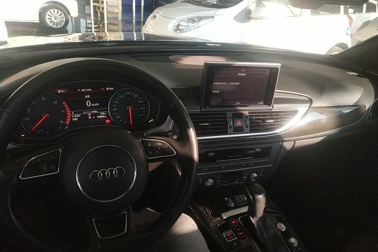 Used Audi A6L 2018 30th Anniversary Edition 45 TFSI quattro Sport model
