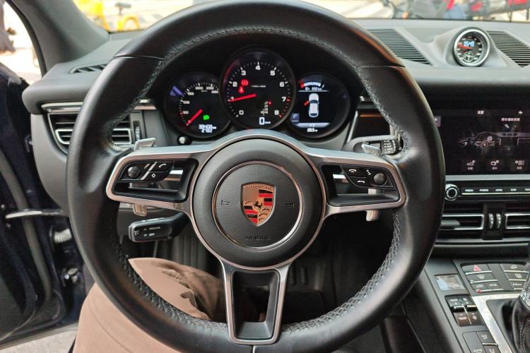 Used Porsche Macan 2020 Macan 2.0T Steering Wheel