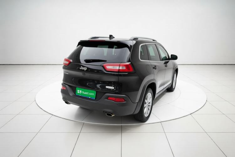 Used Jeep Cherokee 2016 2.0L Superior Edition Rear Right 45 Deg