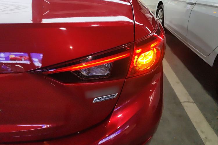 Used Mazda Mazda 3 Axela 2017 Sedan 1.5L Automatic Luxury Model Emission Standard China V