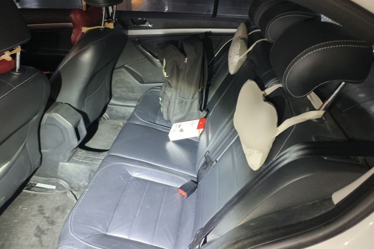 Used Volkswagen Lavida 2015 1.6L Automatic Comfort Edition
