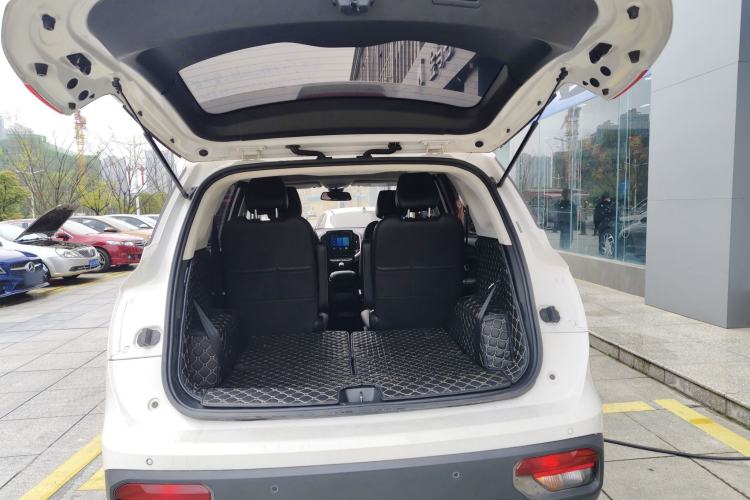 Used Baojun 530 2021 Global Car Anniversary Edition 1.5T Manual Luxury Model 6 Seats
