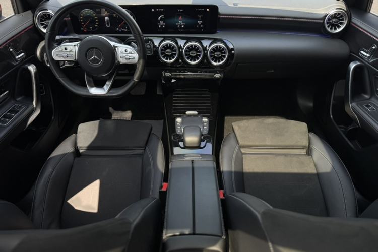 Used Mercedes-Benz A-Class 2021 A 200 L Sport Sedan Fashion Model
