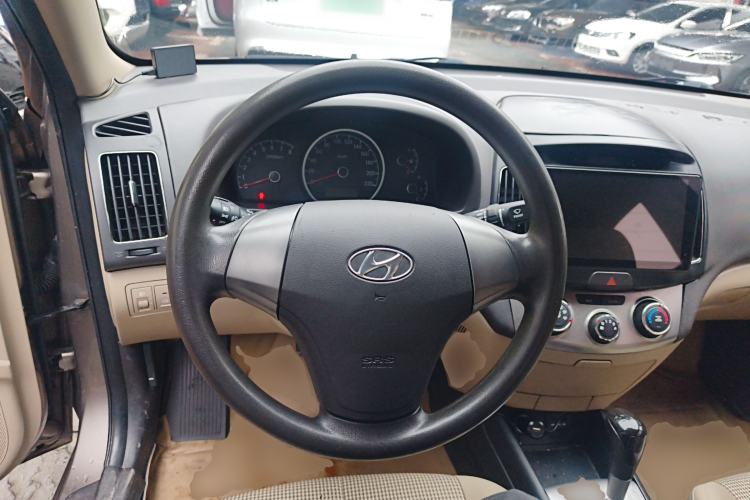 Used Hyundai Celesta 2015 1.6L Automatic Comfort Model