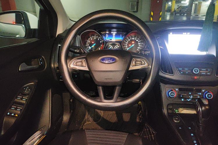 Used Ford Focus 2017 Sedan EcoBoost 180 Automatic Elite Model
