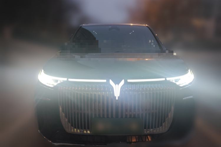 Used VOYAH Dream 2025 PHEV Four-Wheel Drive Excellence Kunpeng Edition
