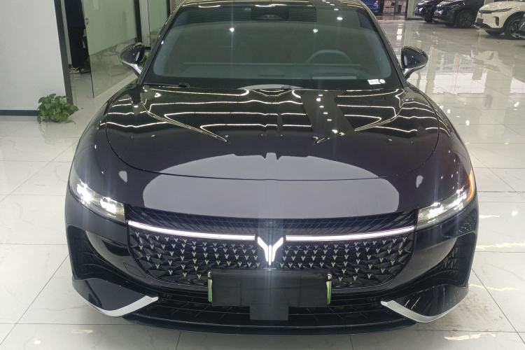 Used VOYAH PASSION 2024 PHEV Four-Wheel Drive Ultra-Long Range Flagship Model
