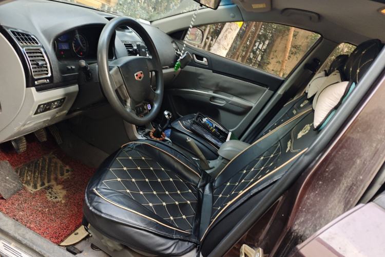 Used Geely Auto Classic Emgrand 2013 Sedan 1.5L Manual Entry-Level Model
