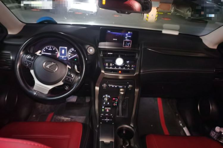 Used Lexus NX 2020 200 Front-Wheel Drive Freeline Edition China VI Standard Center Console
