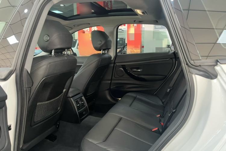 Used BMW 3 Series GT 2019 320i Sport Edition
