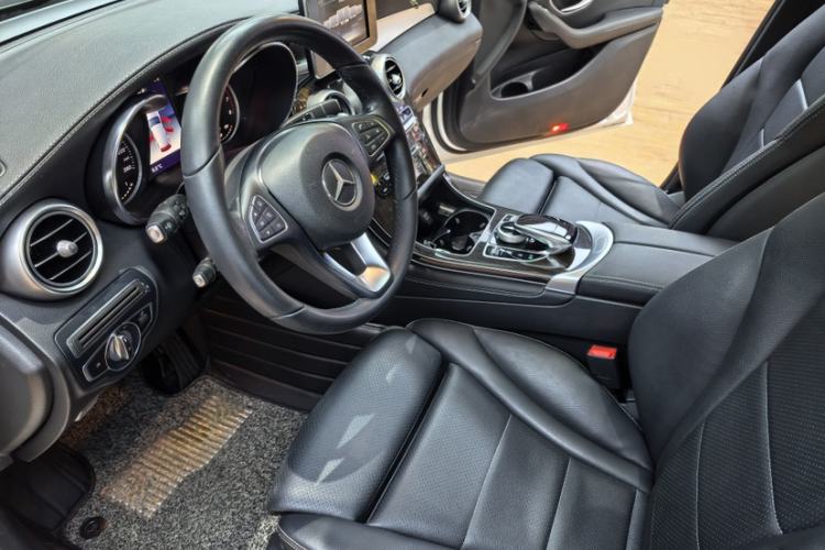 Used Mercedes-Benz GLC 2019 GLC 260 4MATIC Dynamic Edition
