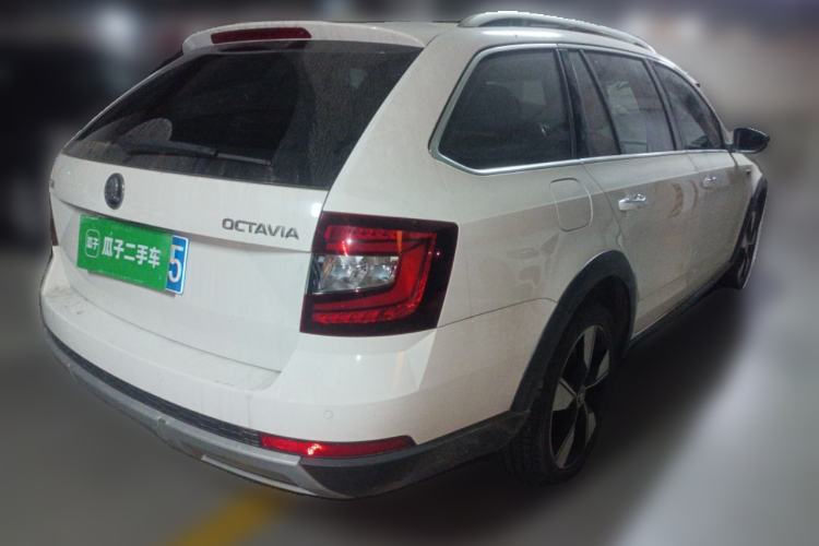 Used Skoda Octavia 2018 Station Wagon TSI280 DSG Luxury Edition