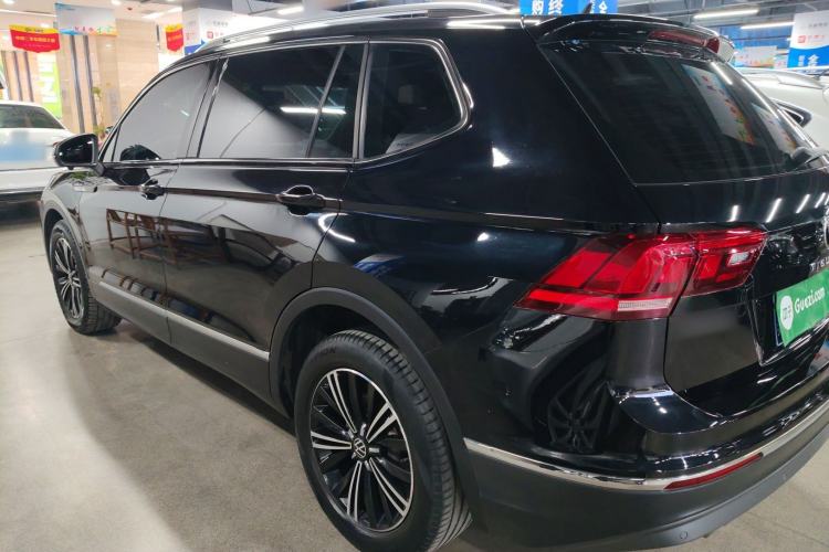 Used Volkswagen Tiguan L 2021 330TSI Automatic Two-Wheel Drive Smart Edition
