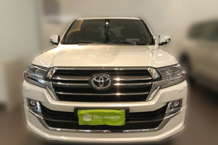 Used Toyota Land Cruiser  Front