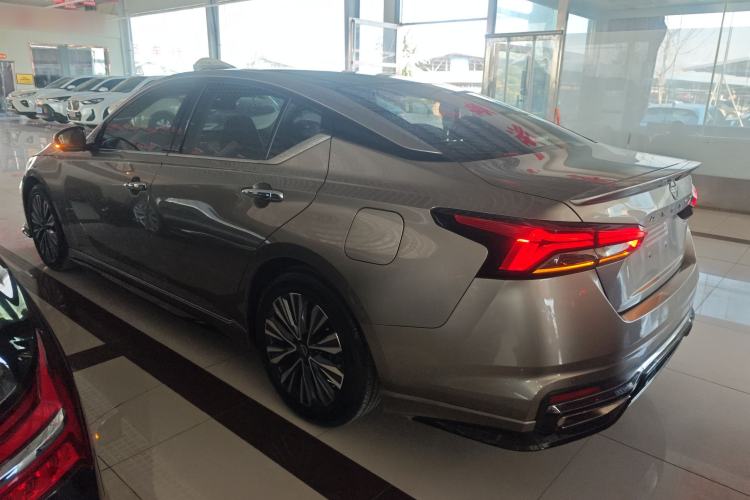 Used Nissan Teana 2022 2.0L XL-Upr Enjoyment Edition