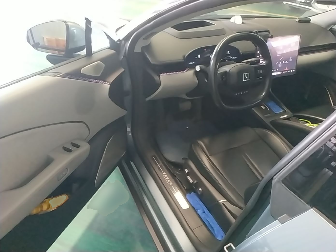 Zeekr 007 2024 Rear-Drive Intelligent Driving Version 100 kWh — снимка 18