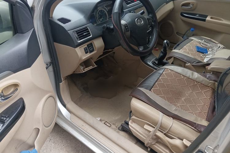 Used Great Wall C30 2013 New Vision Edition 1.5L Manual ZhiShang Model Driver Seat