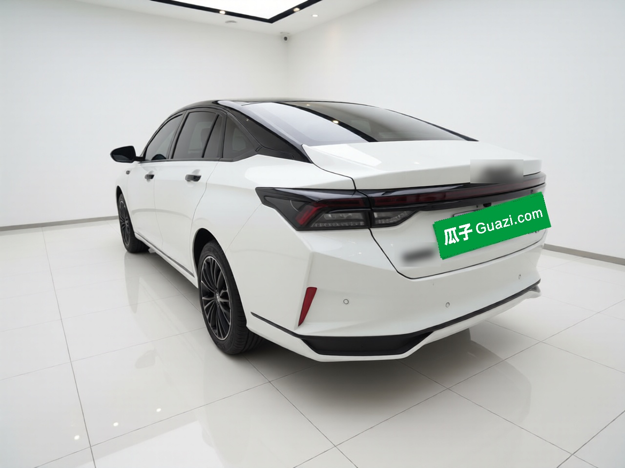 Dongfeng Aeolus Yixuan MAX 2021 1.5T Super Cool Trendy Dad Edition — снимка 4