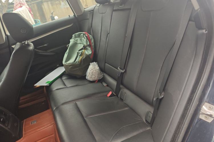 Used BMW 3 Series GT 2014 320i Design Package Model Left Rear Seat