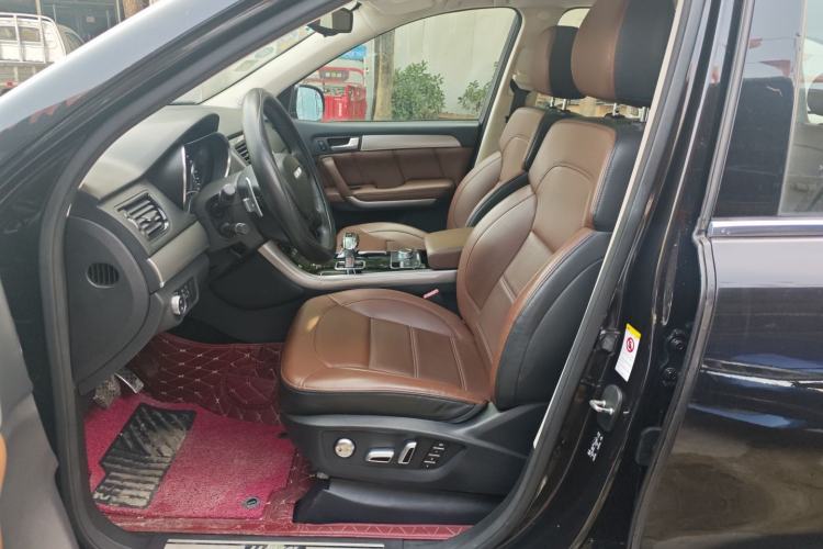 Used Haval H8 2017 2.0T Gasoline Two-Wheel Drive Smart Edition
