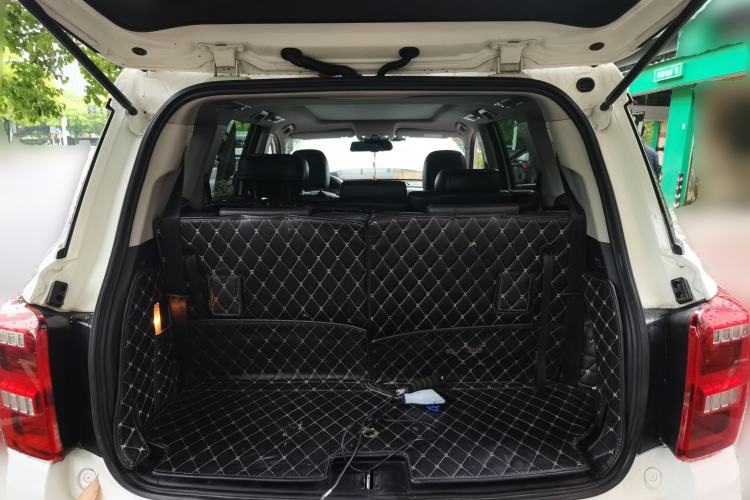 Used GAC Trumpchi GS8 2017 320T Two-Wheel Drive Luxury Smart Connectivity Version (7 Seats) Trunk