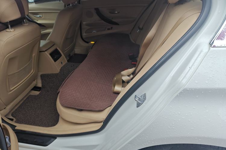 Used BMW 3 Series 2013 320Li Fashion Model
