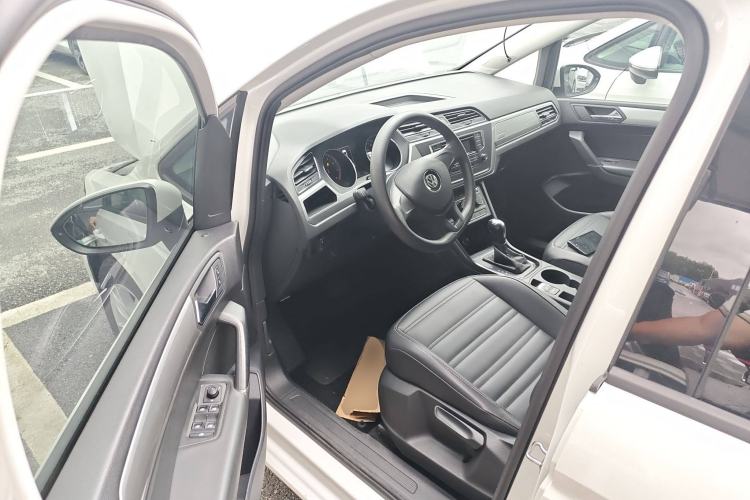 Used Volkswagen Touran 2018 Volkswagen Touran L 280TSI DSG Style Edition 7 Seats China V Emission Standard