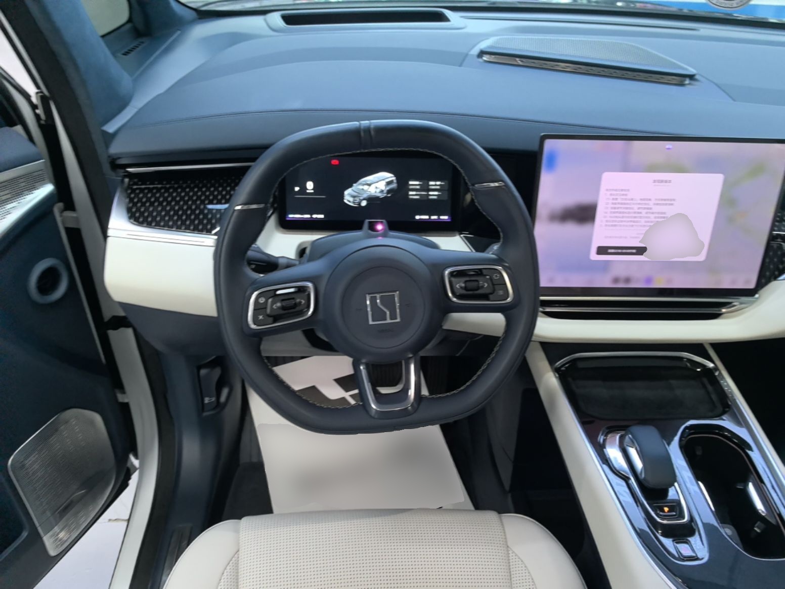 Zeekr 009 2024 Six-Seat Executive Version 4WD 108 kWh — снимка 13