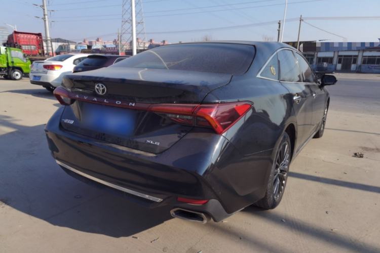 Used Toyota Avalon 2019 2.0L XLE Premium Edition China VI
