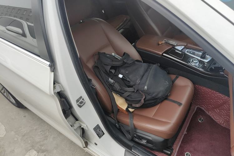 Used BMW 5 Series 2014 525Li Leading Model