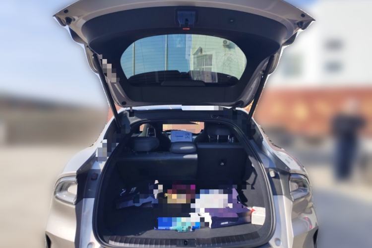 Used Xiaomi Auto YU7 2025 Ultra-Long Range Rear-Wheel Drive Version Trunk