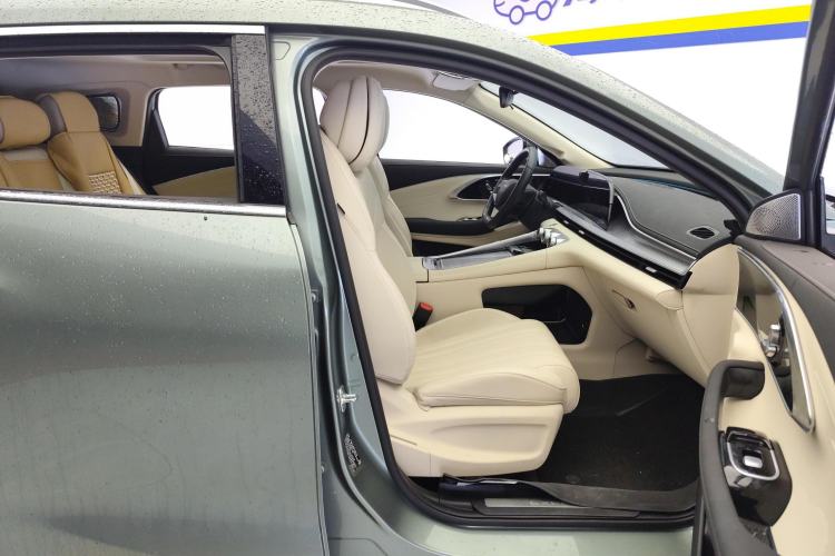 Used EXEED Lingyun 2024 300T Two-Wheel Drive Starlight Edition
