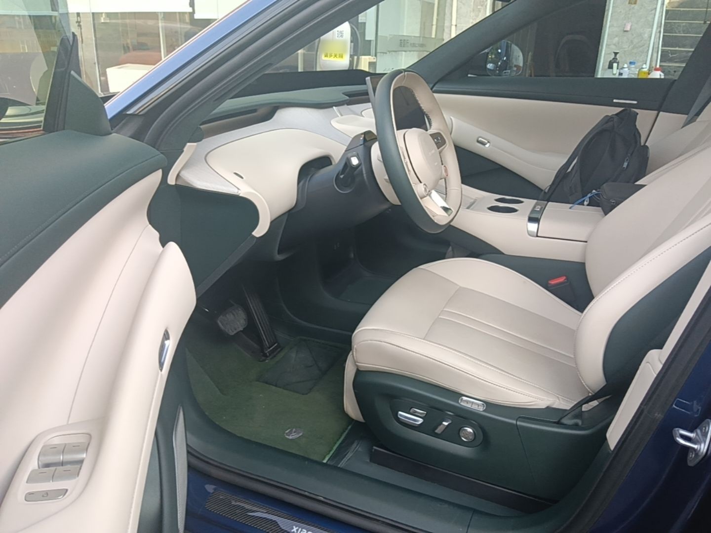 Xiaomi Auto YU7 2025 Ultra-Long Range High-Performance All-Wheel-Drive Max Edition — снимка 18