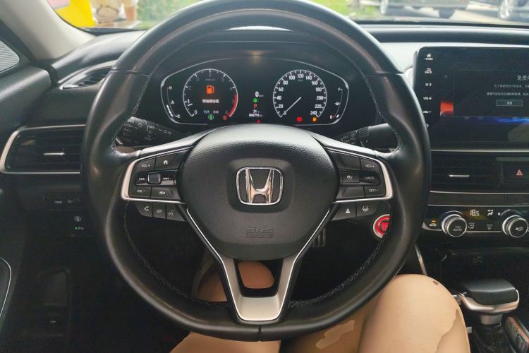 Used Honda Accord 2022 260TURBO Phantom Night · Prestige Edition Steering Wheel