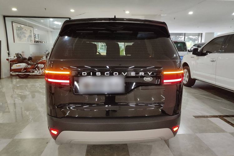 Used Land Rover Discovery 2023 Facelift 300PS S
