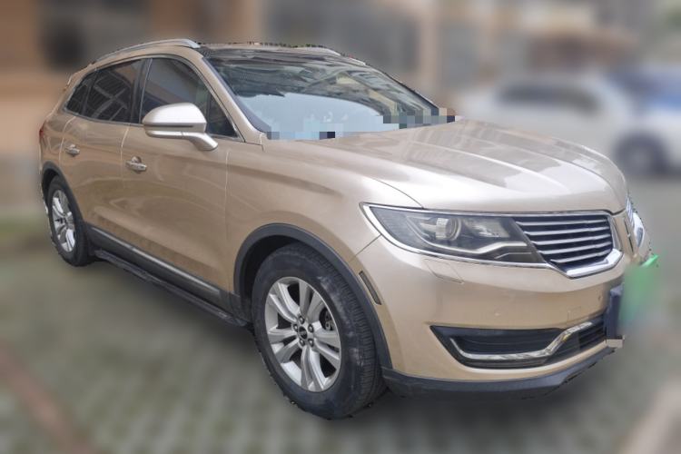Used Lincoln MKX 2015 2.0T Two-Wheel Drive Deluxe Edition
