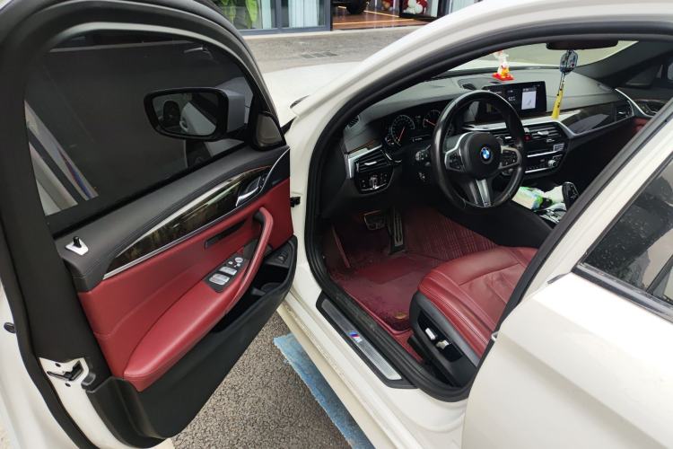 Used BMW 5 Series 2018 Restyled 530Li Luxury Edition M Sport Package Driver Seat