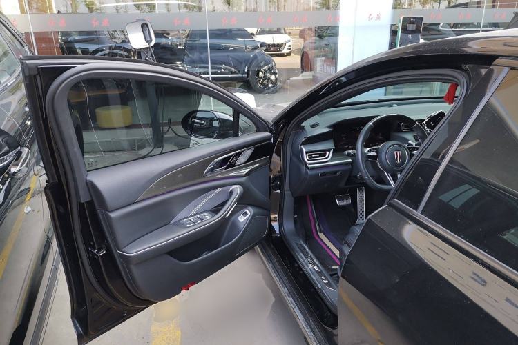 Used Hongqi H6 2023 2.0T ZhiShang Version
