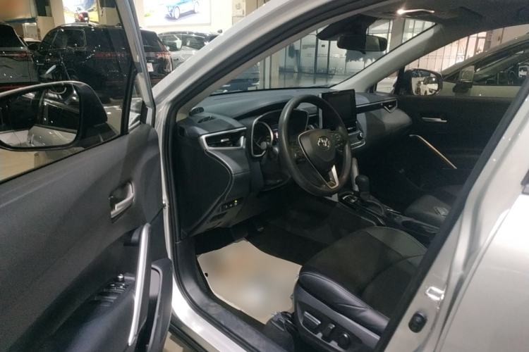 Used Toyota FRONTLANDER 2022 2.0L CVT Luxury Edition
