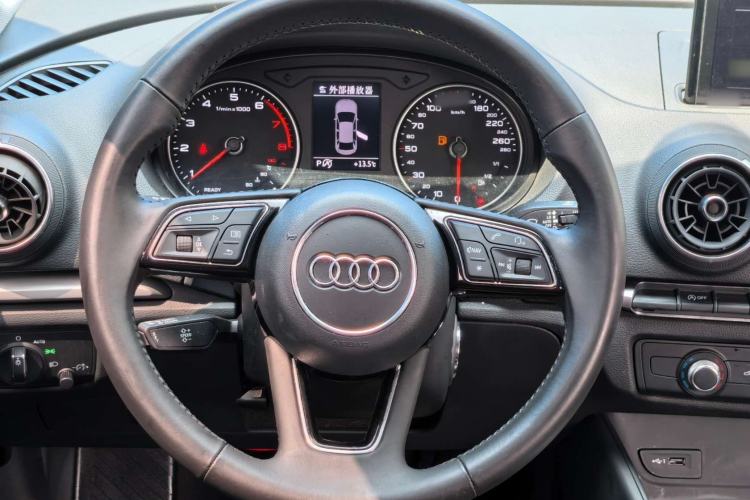 Used Audi A3 2020 Limousine 35 TFSI Ambition China VI Interior 2