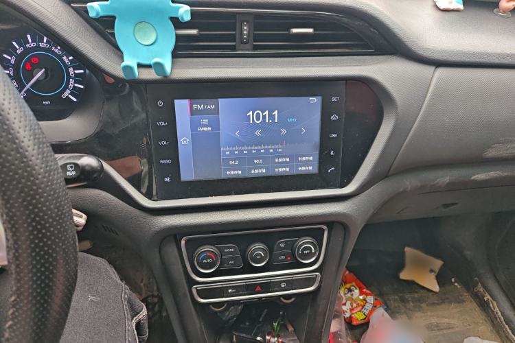 Used Chery Tiggo 3 2016 1.6L Manual ZhiShang Edition Audio And AC Panel